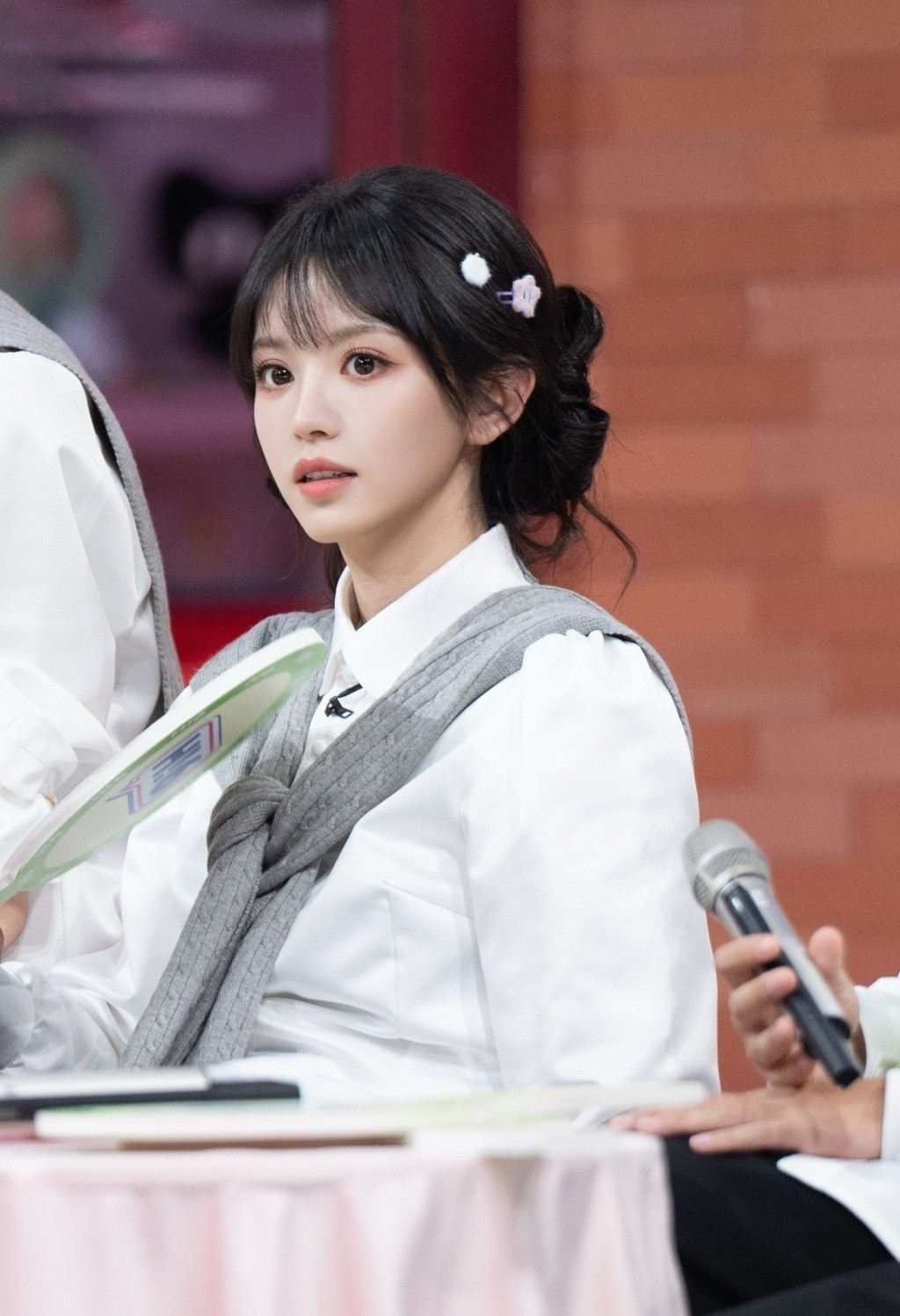 田曦薇跳高好有力量美田曦薇真的是又美又有实力，跳高这一段真的好有力量美，很元气