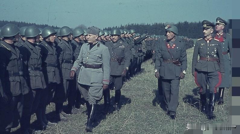 1940年春天的时候，墨索里尼罗马的军队地面部队编为9个集团军、24个军、75个
