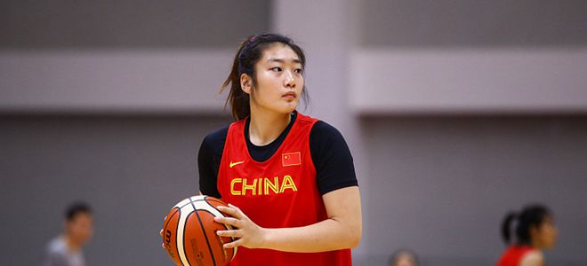 李梦: 中国女篮内线在亚洲赛场很有优势
