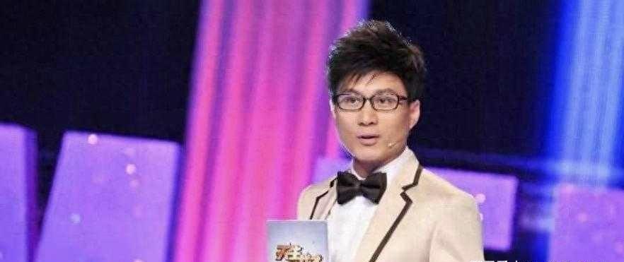  广东名主持任永全，漂亮女儿子承父业做主持人任永全是广东家喻户晓的知名主持人，