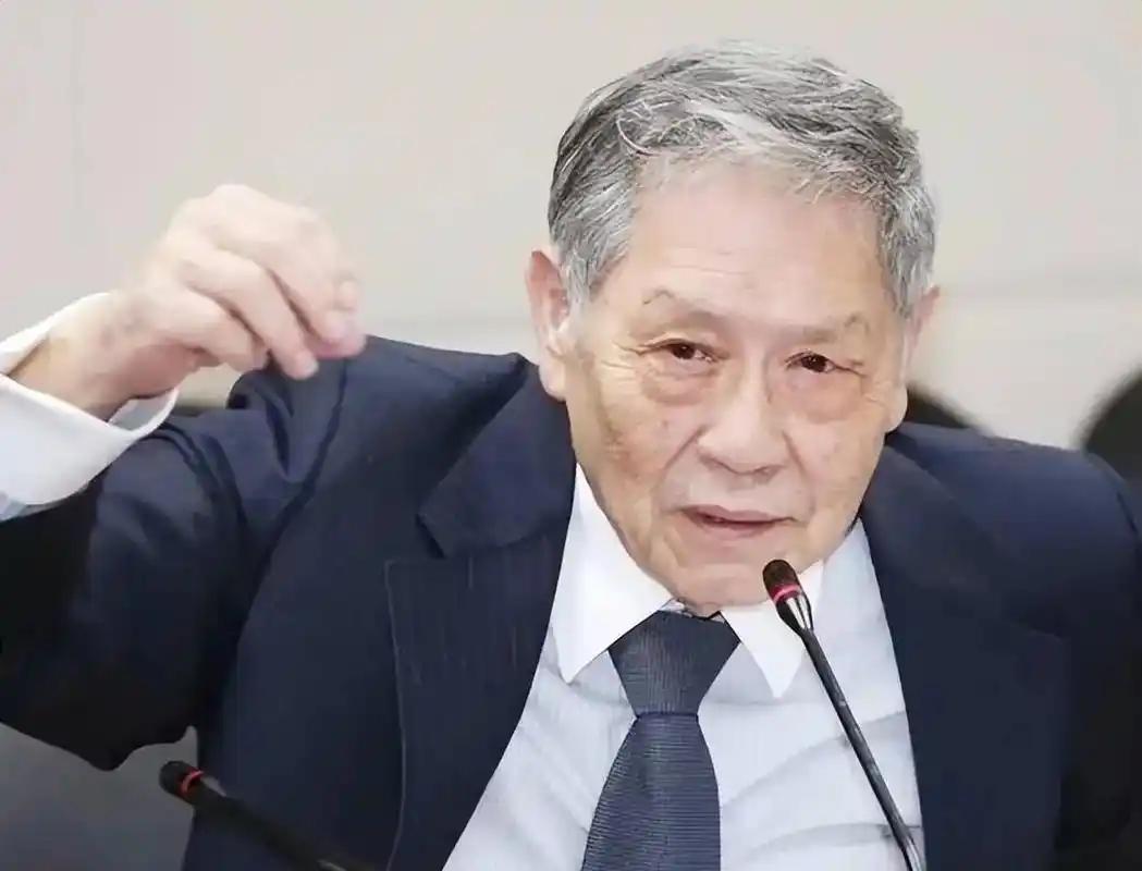 帅化民曾说：以前毛主席骂美国是帝国主义纸老虎，我是不服的！台湾退役中将帅化民曾在