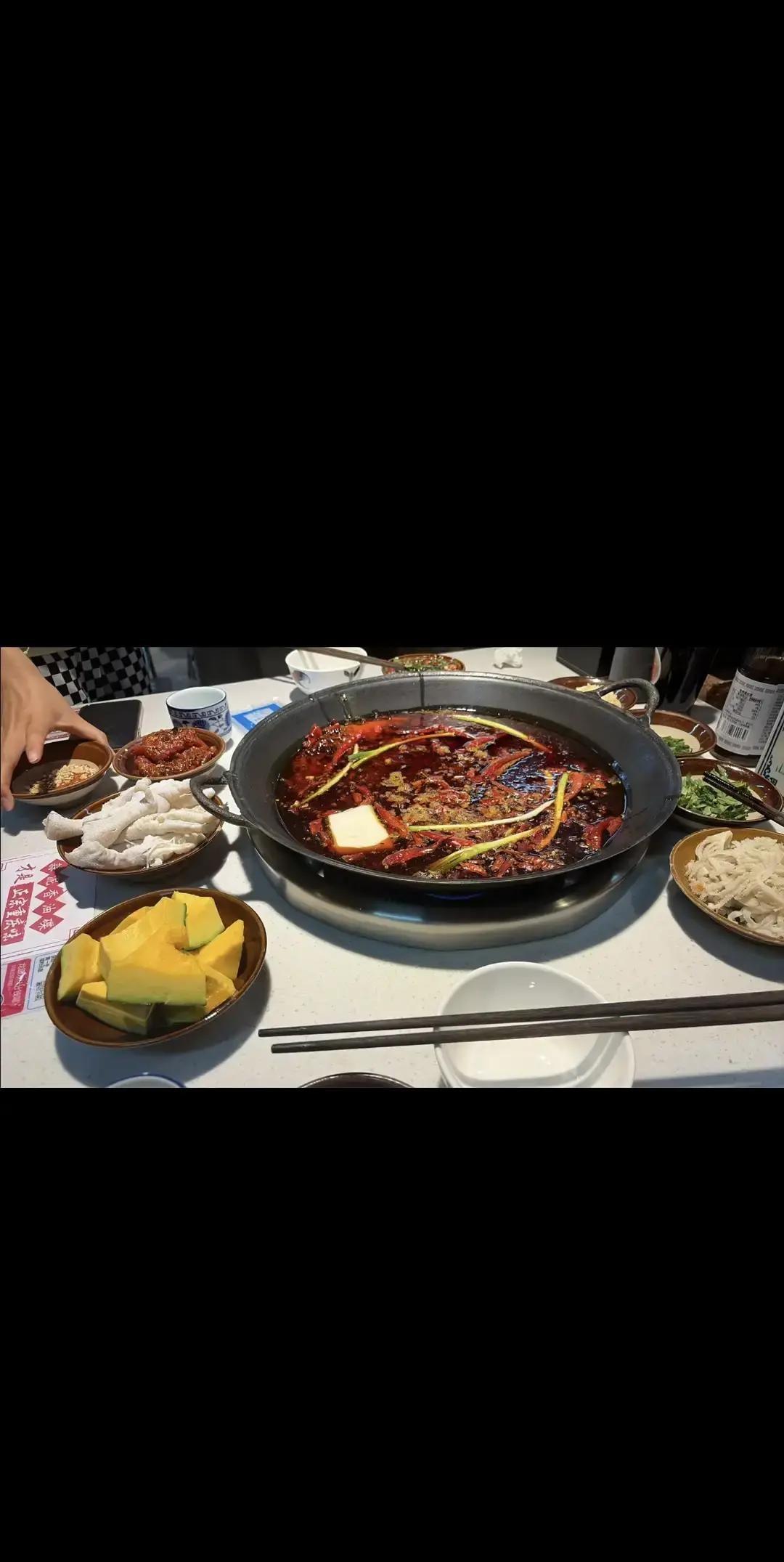 真正刺痛人的，不是话难听，而是你在他心里根本没位置。那年冬天特别冷，风像刀子