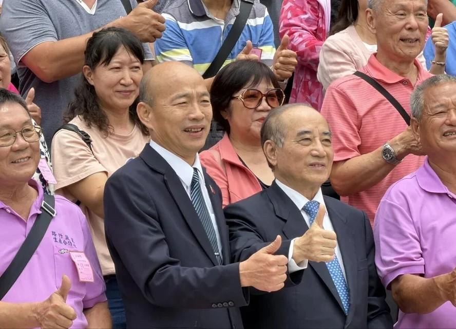 盘点一下蓝营那些超过80岁的大佬级人物：连战89岁最年长萧万长87岁吴伯雄