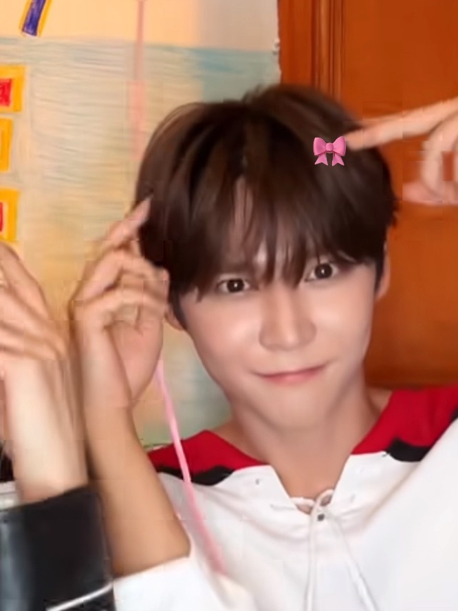 她是一个坚定猫塑的萌妹纸罢了​​​
