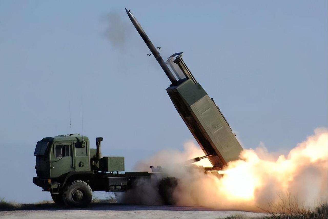 就在刚刚台“国防部”正式宣布4月22日，台湾地区防务部门正式宣