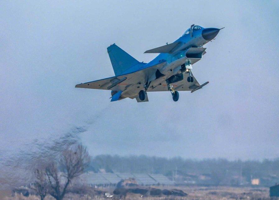 烽火问鼎计划每天认识一件兵器据国防分析人士和国防论坛称，塞尔维亚可能正在考虑采