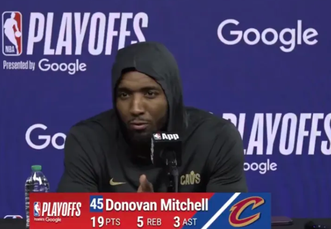 NBA季后赛骑士主场对阵猛龙的比赛已经结束。赛后多诺万-米切尔谈及莫布利下半场