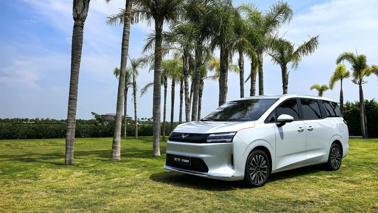 7.5万起的MPV有什么优缺点？不知道为啥让我刷到五菱星光730，作为10万