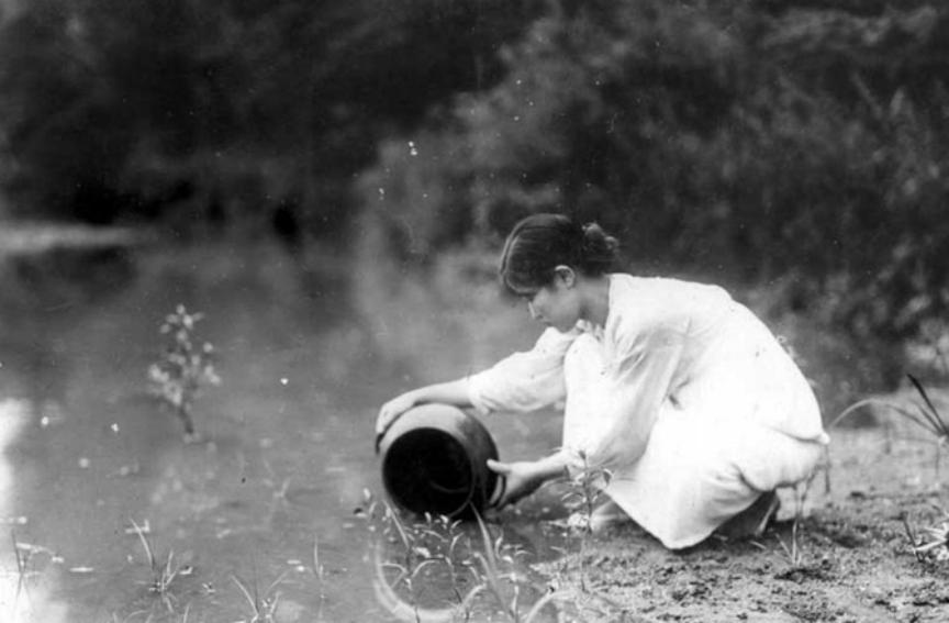 据史料记载，抗美援朝时期，中国和朝鲜双方都禁止解放军与朝鲜妇女通婚。这一举措的背