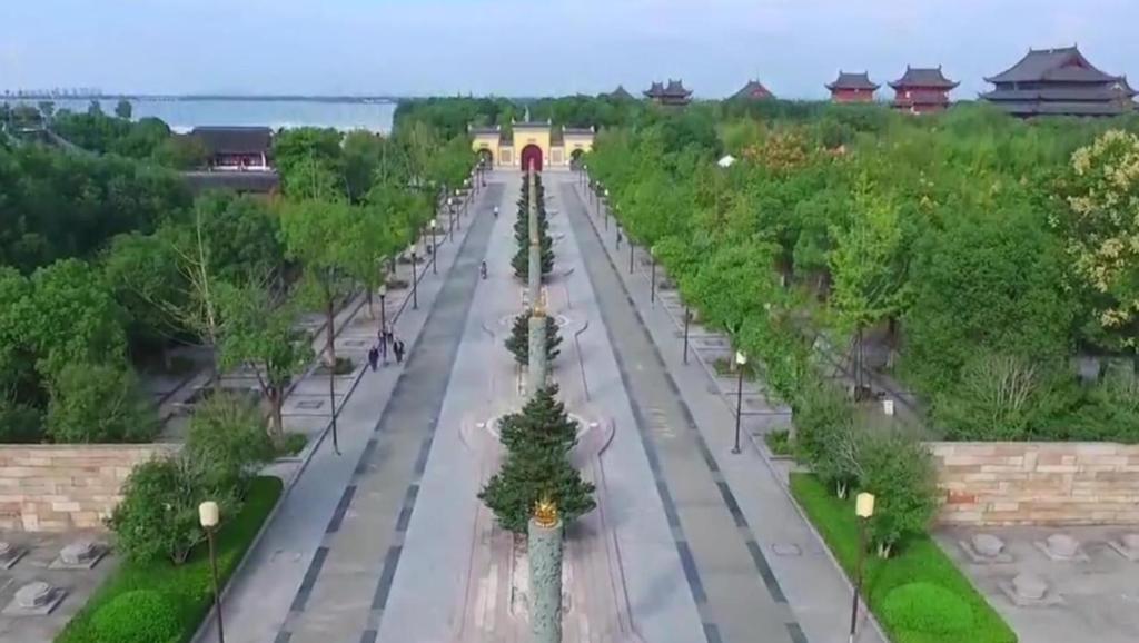 十一五我国经济总量_我国经济gdp总量图(2)