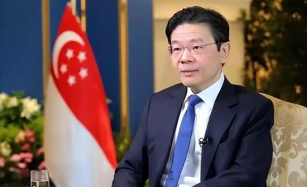 新加坡总理黄循财作出表态，中国已经是可与美国匹敌的竞争对手！ 8月23日晚，