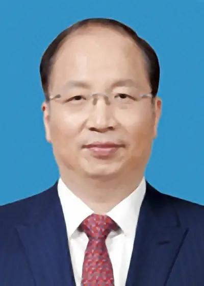 原证监会主席易会满被“双开”，他以前的权力可大了！易会满，1964年12月出生，