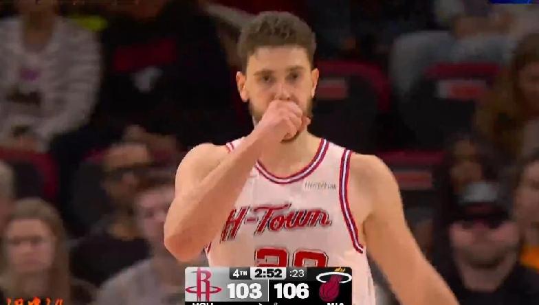 原形毕露！NBA火箭负于热火，申京13分+6板+3助，这一战，被对方替补中锋完爆