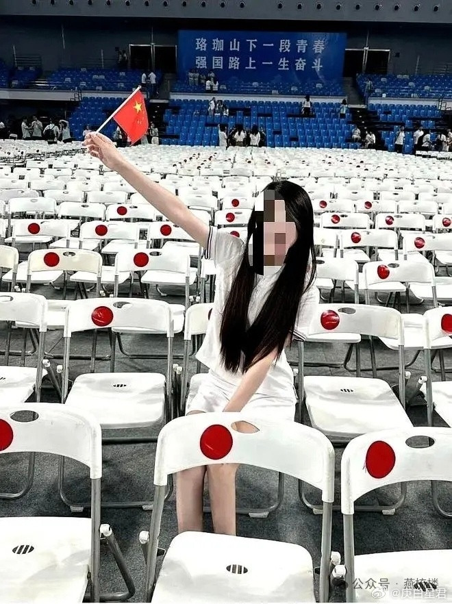警惕！小日本亡我之心不死看到日本狂飚的军费，我似乎又听到了子弹上膛的声音。只是