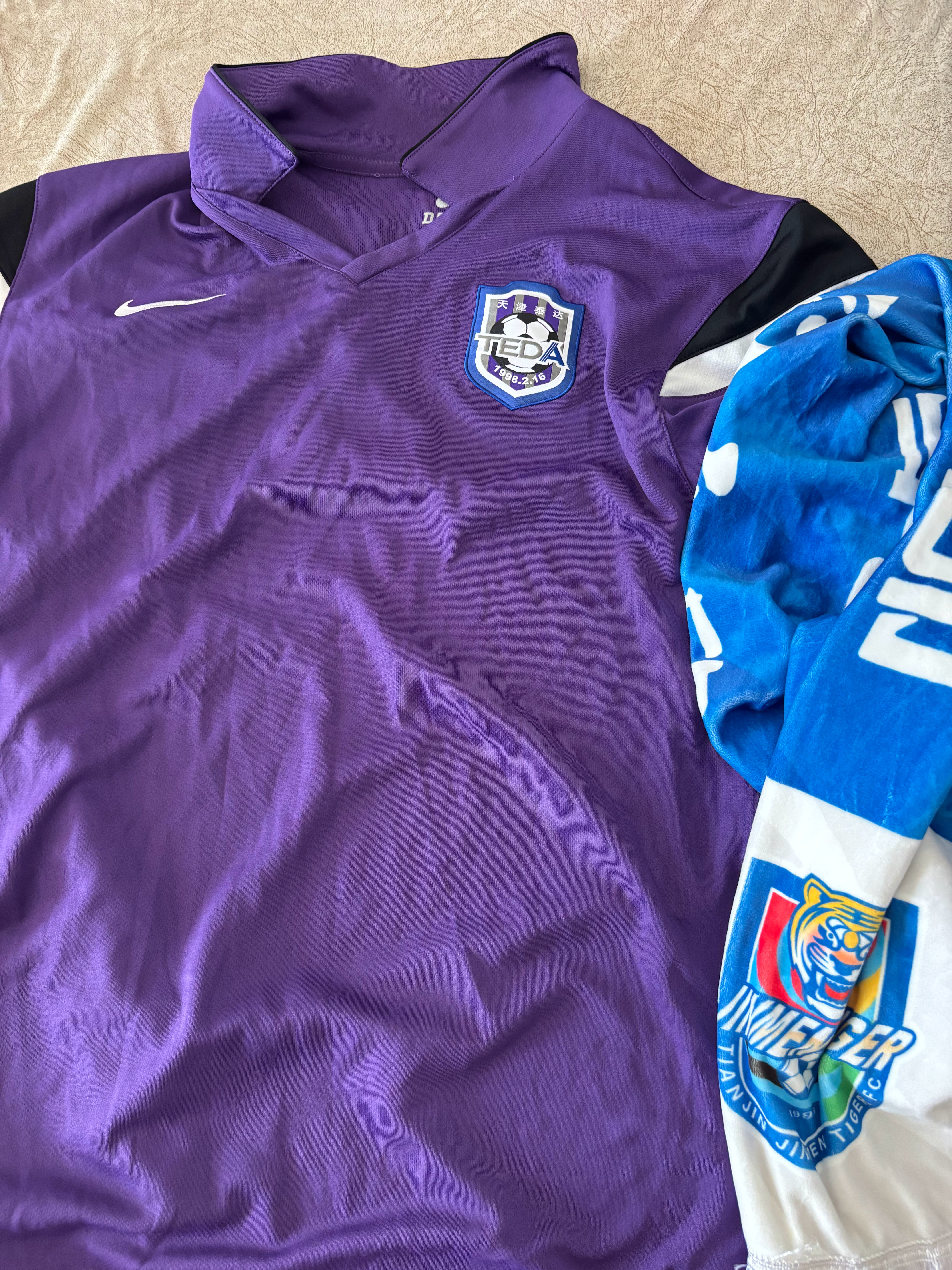 今天穿这件我达时期的古董紫中超联赛天津津门虎天津津门虎vs重庆铜梁龙