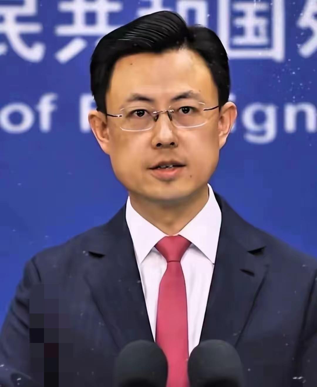 外交部正式回应！两名中国公民在乌被俘一年，真相远比想象更现实。中国外交部终