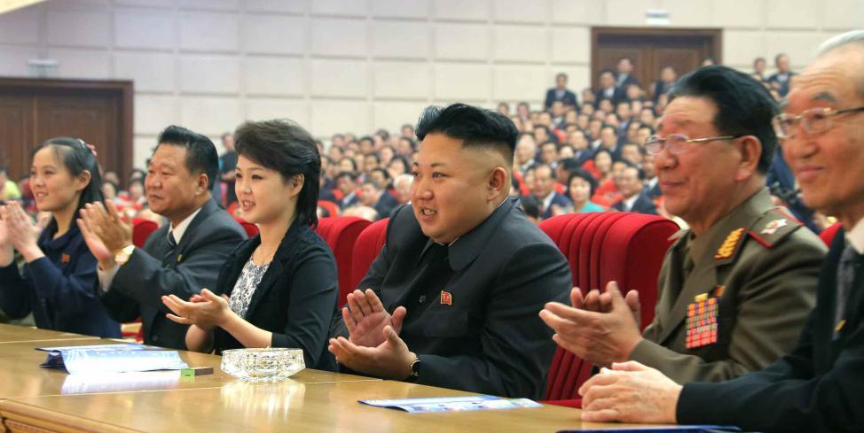 金正恩确定不出席，由崔龙海出席。当地时间5月5日，朝鲜方面对外宣布，俄罗斯举行