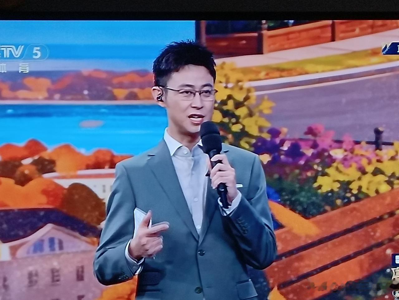 梅西能否带领阿根廷队卫冕世界杯冠军梅西带领不带领阿根廷夺得本届冠军，已经不重要了