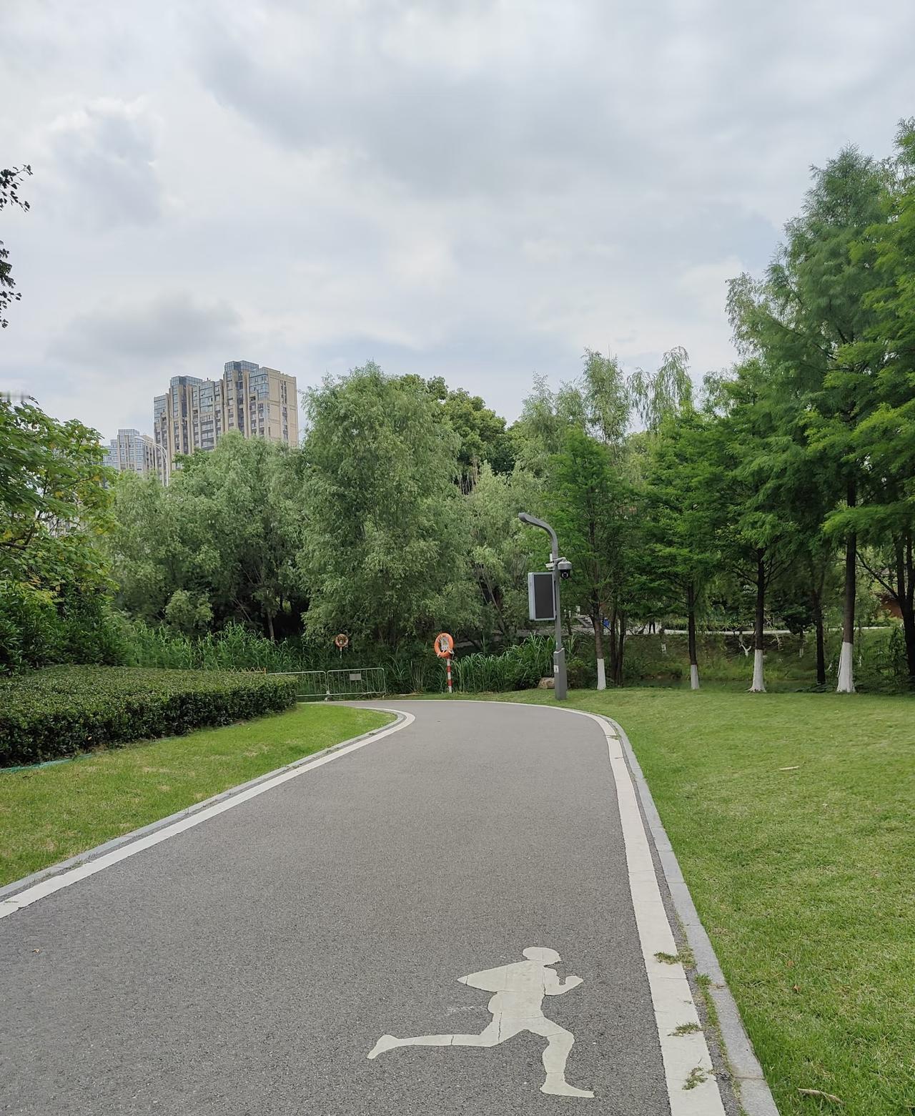 16年的跑步生涯真的说停就停了吗16年，从青葱岁月到中年大叔，回想起初跑时候，