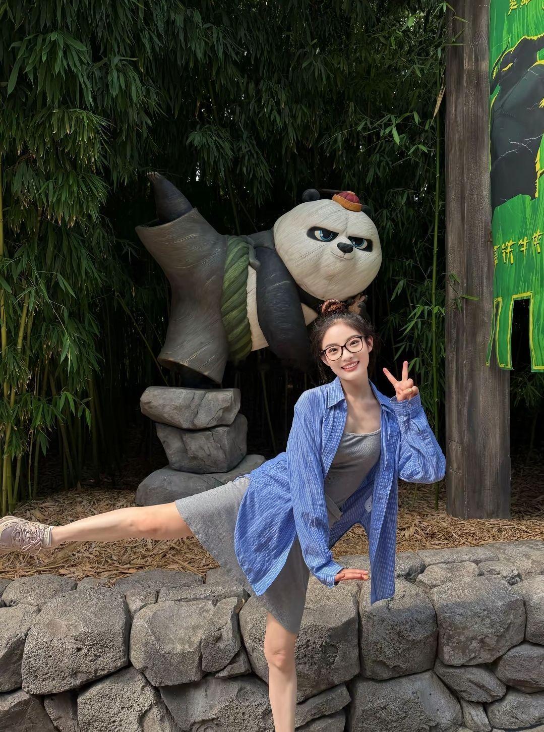 环球影城美女纯享版，这个系列就没有丑的。