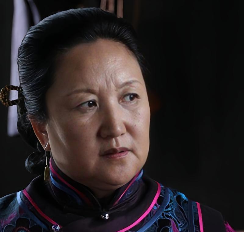 彭玉家族，这才是娱乐圈最硬核的“基因战队”！牛大妈一家子，演技传承比豪门遗产更