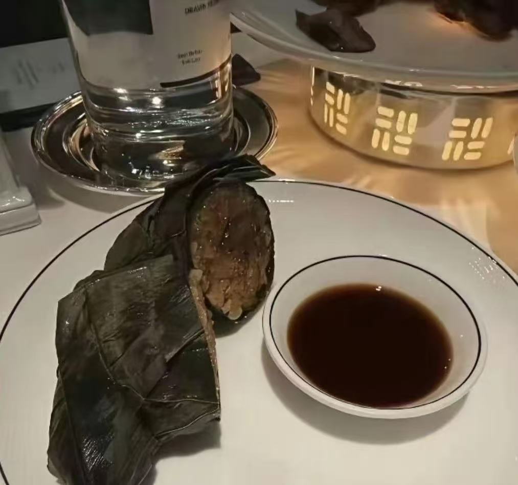 王诗龄吃粽子完全西化，竟然让大家有一种吃不起的感觉