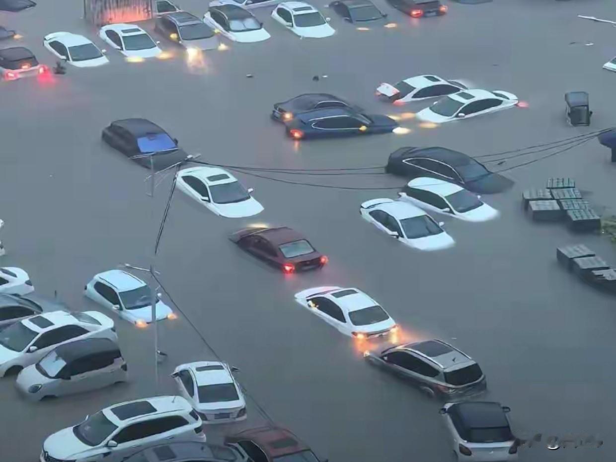 天破了！钦州24小时狂泼58个西湖！出门直接“看海”🌊谁能想到！4月26