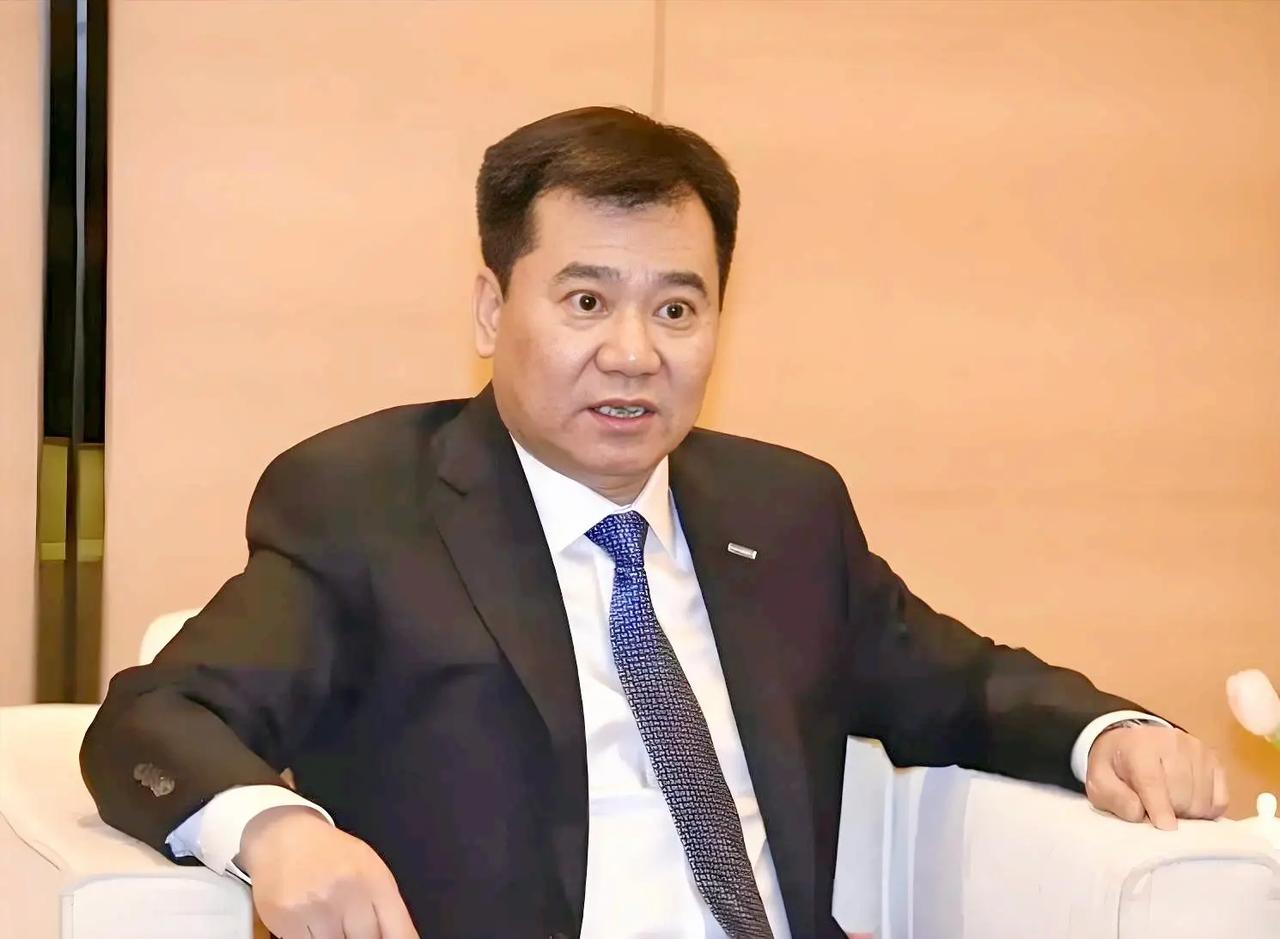 曾投资阿里140亿，还投资恒大200亿，如今只剩一套68平小房子这故事听着像坐