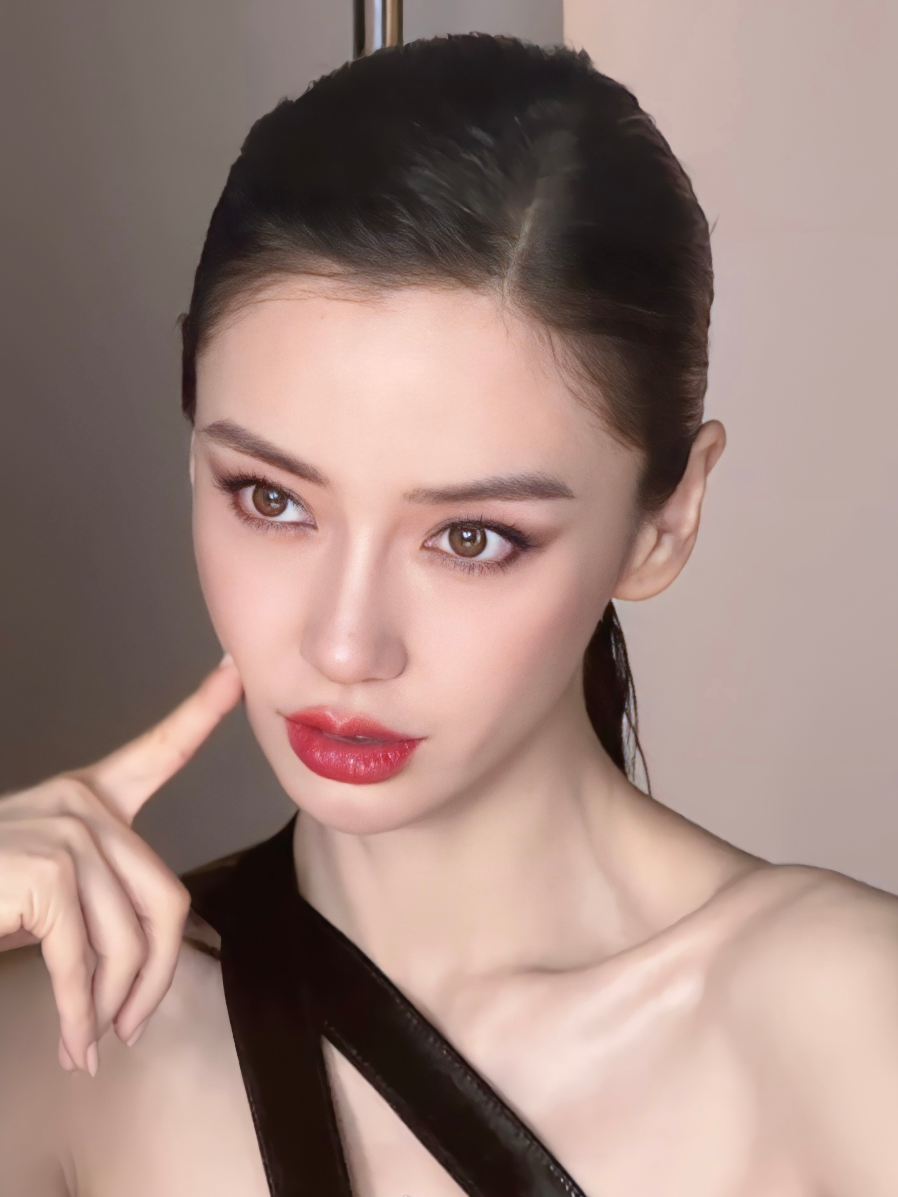 angelababy的盛世美颜这谁顶得住啊！