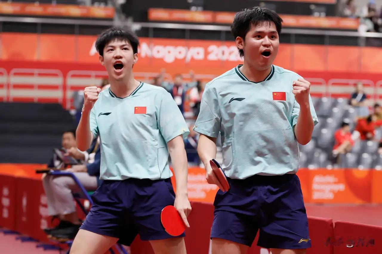 震撼的4-2！霸气的4-2！硬气的4-2！国乒赢了！打败张本智和，干得漂亮
