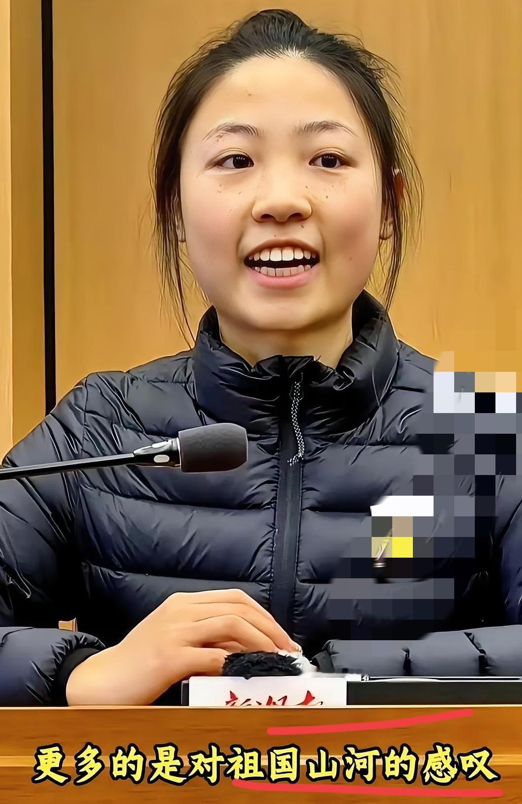 我敢说，这几天全网起鸡皮疙瘩最多的事儿，就是这个了。一个普普通通的大学生，站在