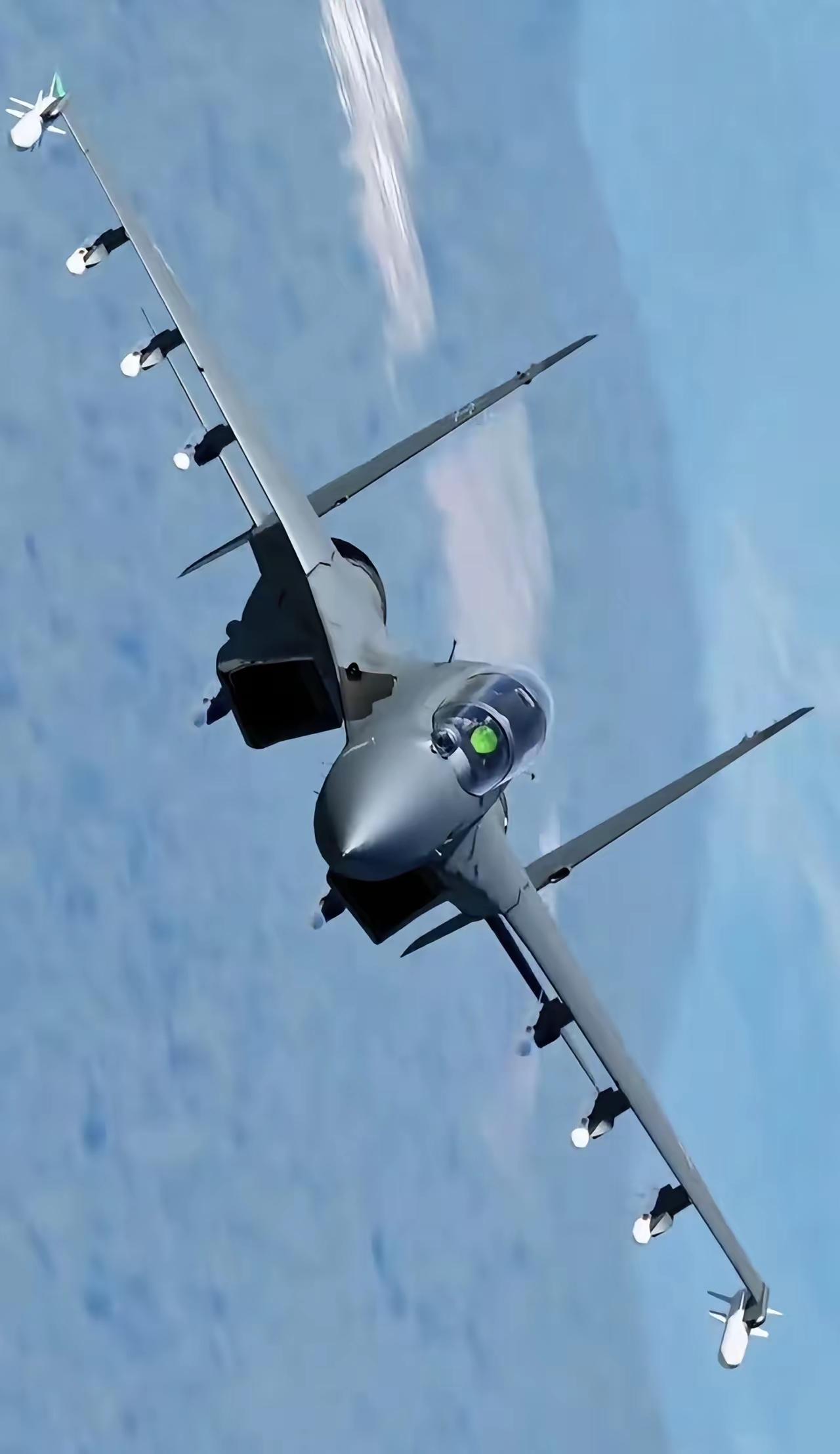 没有绝对的强弱，完全看任务场景。超视距歼-16占优，近距格斗歼-10C更强；