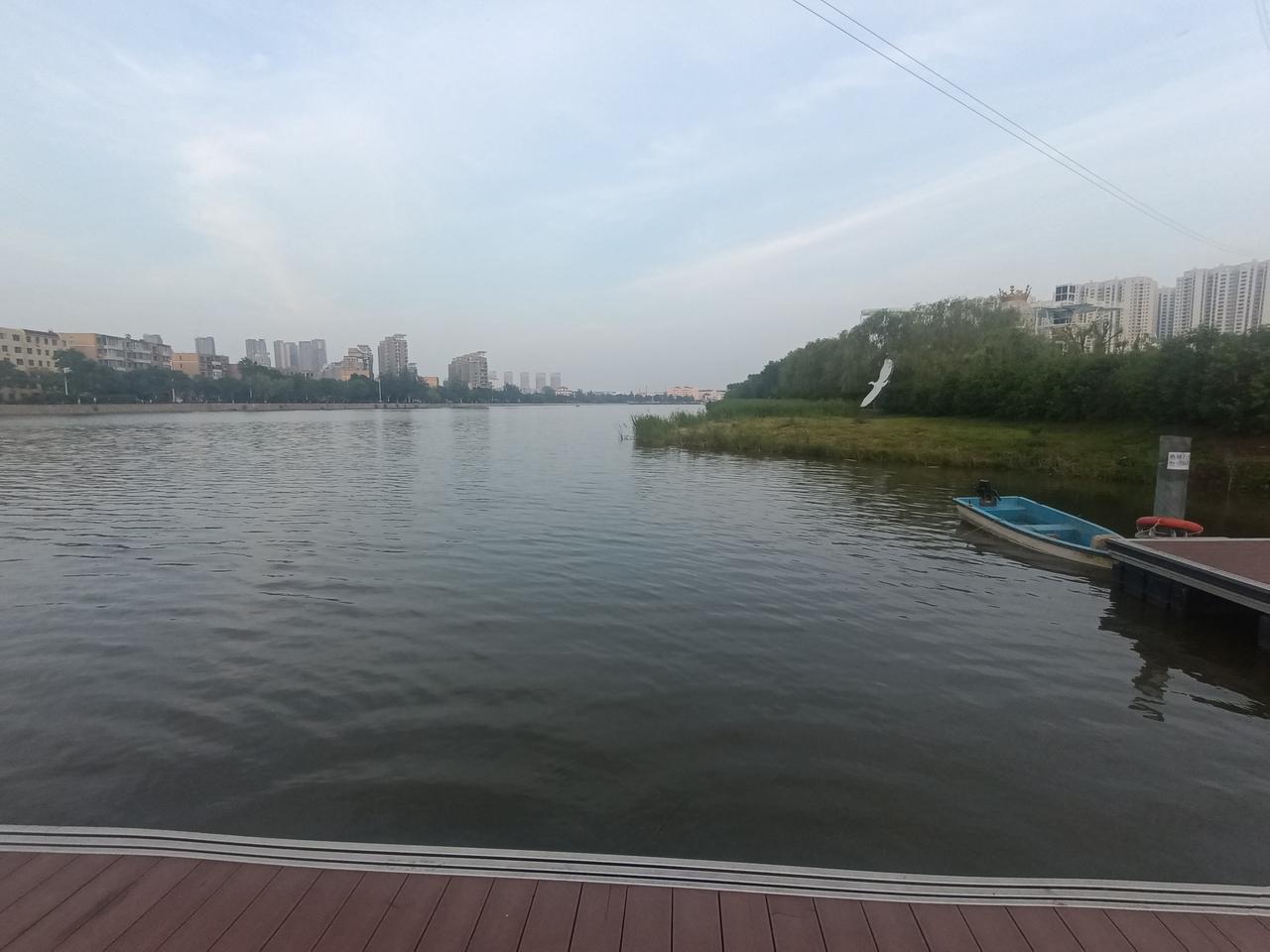 狠人都是怎么存钱的———1、手里有7200，贷了12800，凑两万存了定期。