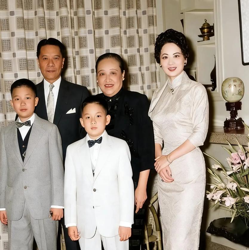 都知道宋子文的妻子张乐怡长得国色天香、气质非凡，没想到宋子文的三弟宋子安的妻子胡