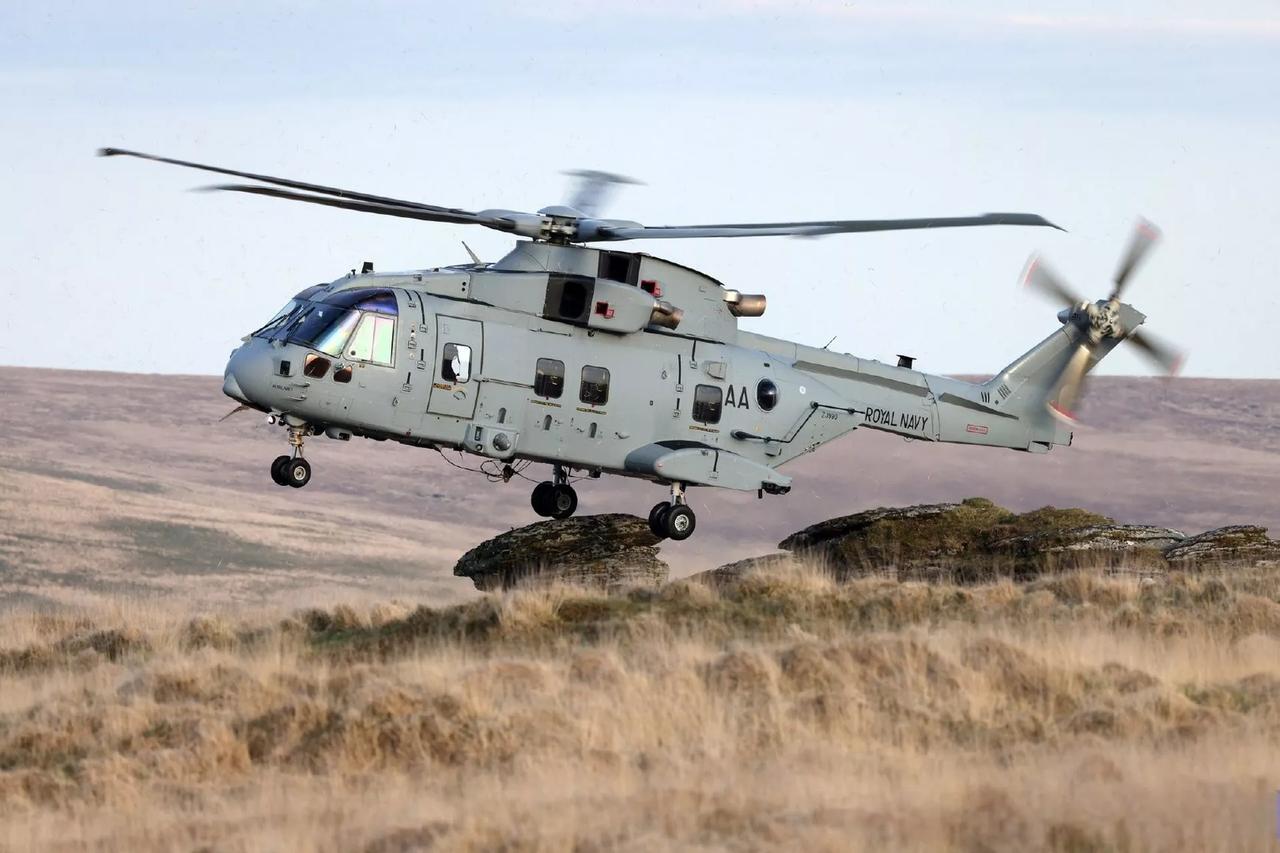 英国/意大利AW101