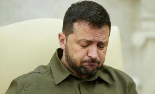 乌克兰，用40万人的伤亡和2000亿美元的债务，为美国拔掉了“俄罗斯”这颗眼中钉