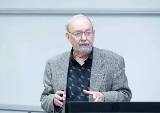 美国学者说，“以前我不理解为什么中国人都不喜欢国内崇洋媚外的人，后来明白了，很多