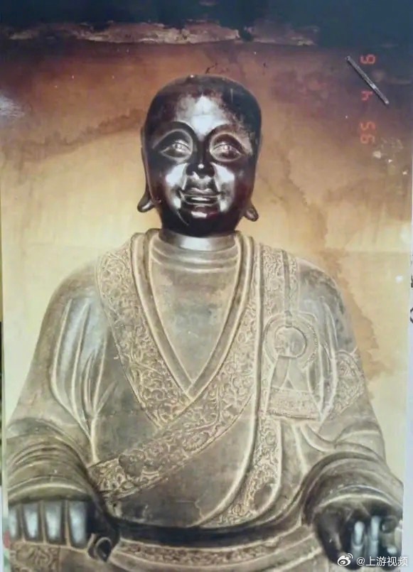 #文物局回应观复博物馆疑收藏被盗佛像#【北京市文物局回应观复博物馆疑似收藏被盗佛