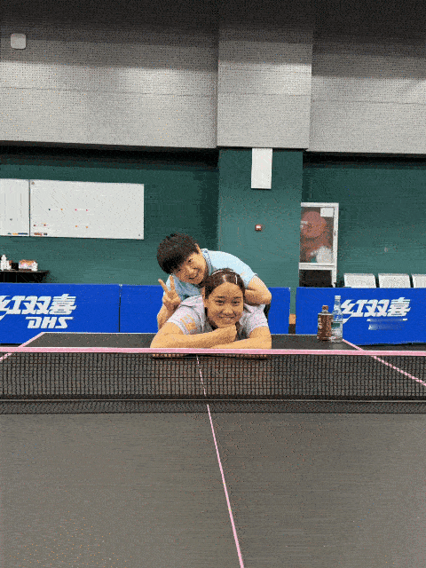 孙铭阳分享了孙颖莎和合影✌🏻零点祝福🎂​​​