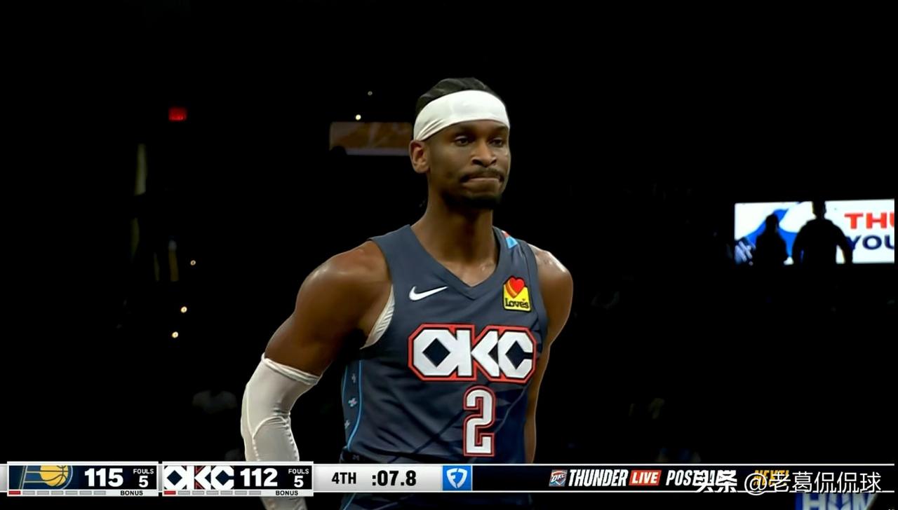 雷霆巨星亚历山大终于品尝到空砍的苦涩了！在今天雷霆主场以114：117爆冷不敌步