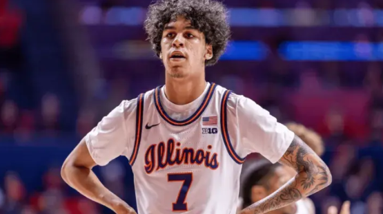 ESPN最新模拟选秀榜单：威尔-莱利于第22顺位被老鹰选中近日，备受瞩目的2
