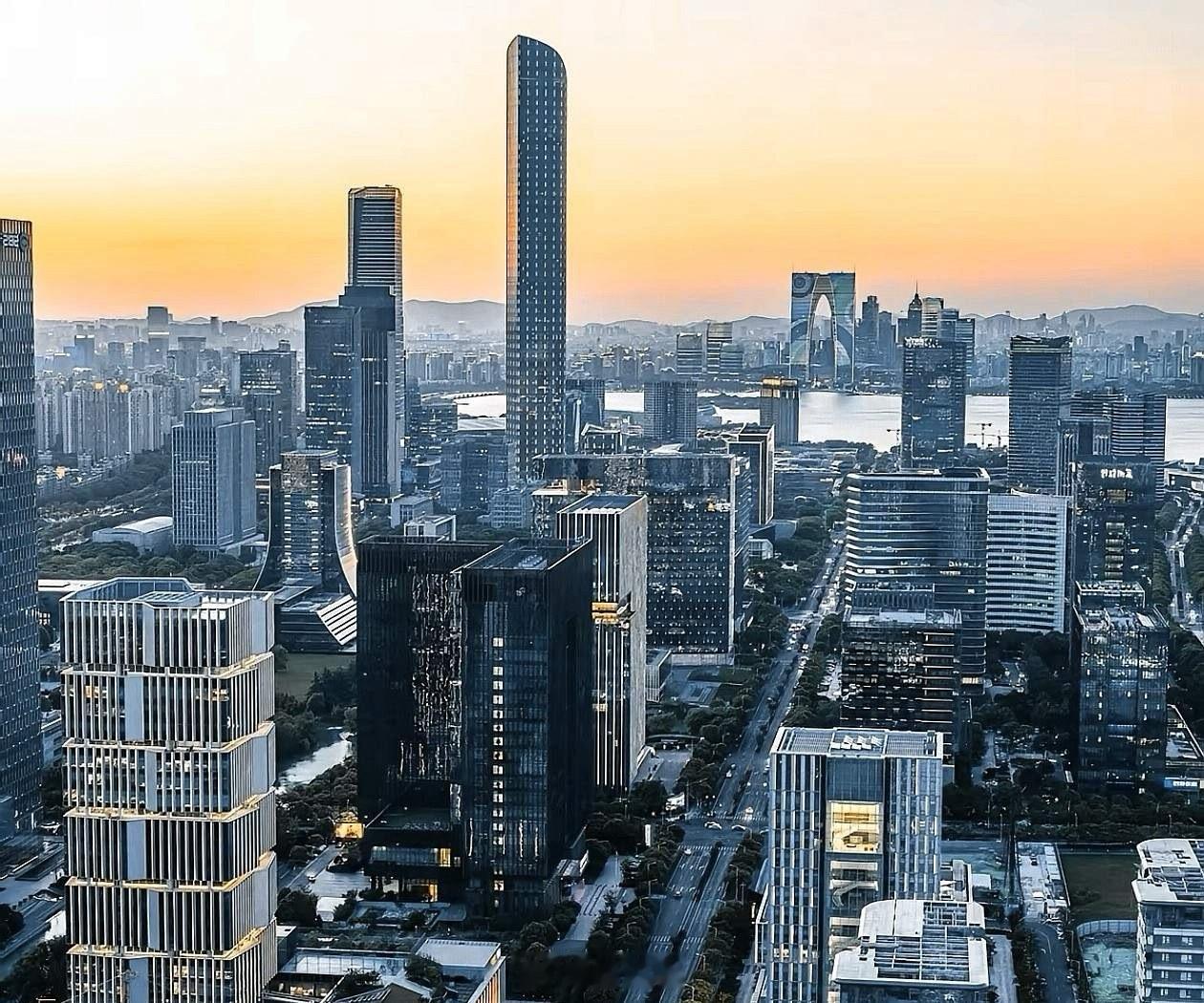 苏锡常三兄弟还真是集体拉了，苏州2025年GDP2.76万亿，增量1028亿元，