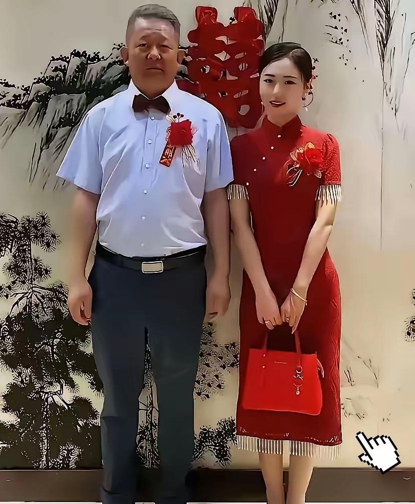 钱虽然不是万能的，但没钱是万万不能的，有钱能使鬼推磨，有钱能使不可能成为可能，没