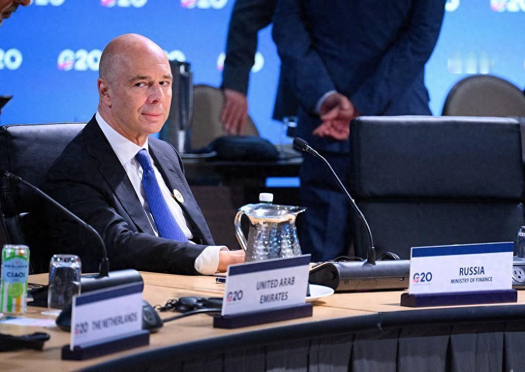 G20峰会上，美欧给俄罗斯财长摆了张椅子。欧洲人当场黑了脸。这一幕，就发生在