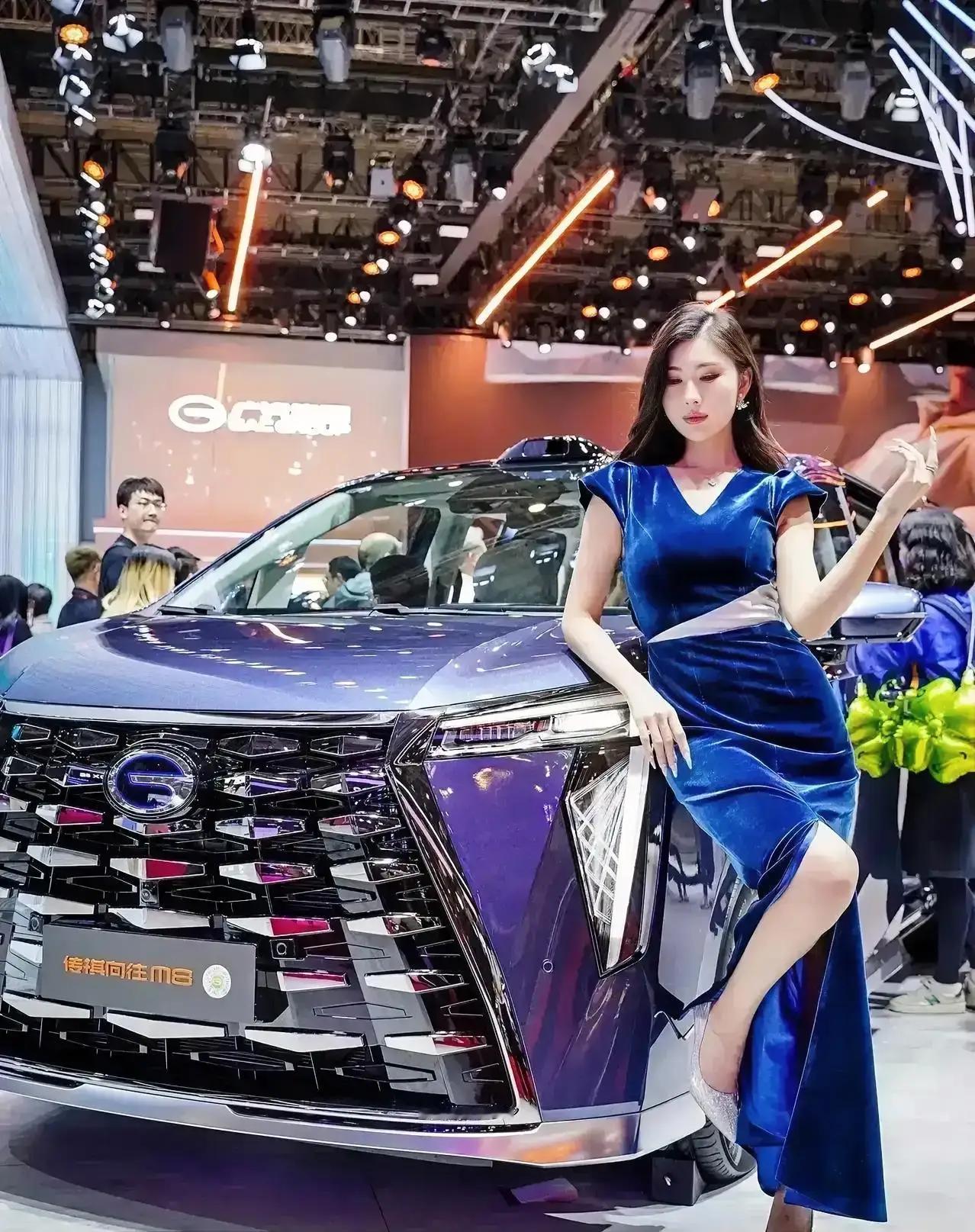 听我一句劝，买MPV不纠结：1、50万——腾势D92、40万——买传祺向往