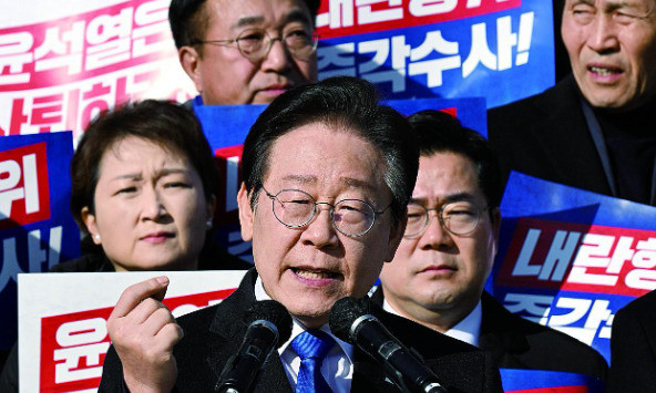 尹锡悦咋了？身体不行要完犊子？韩国政坛大地震！尹锡悦咋突