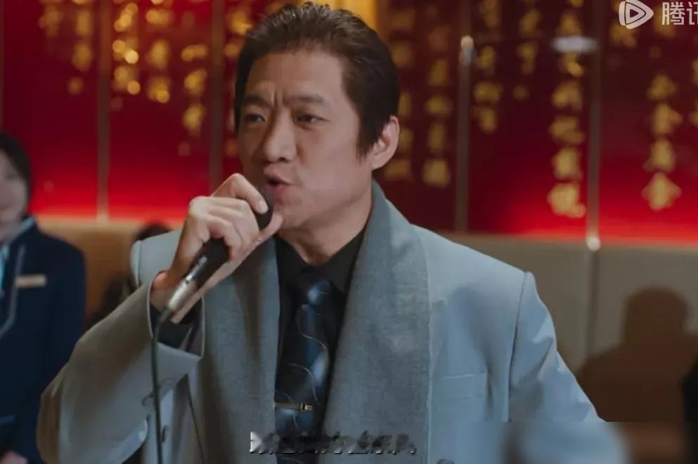 这次霍东风彻底火出圈了，不是因为陈明昊的演技，也不是因为他改过自新了，而是霍东风