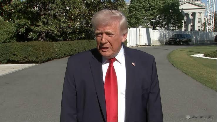 特朗普：伊朗愿交出浓缩铀今天凌晨，美国总统特朗普在受访时谈到美伊和谈取得重大进