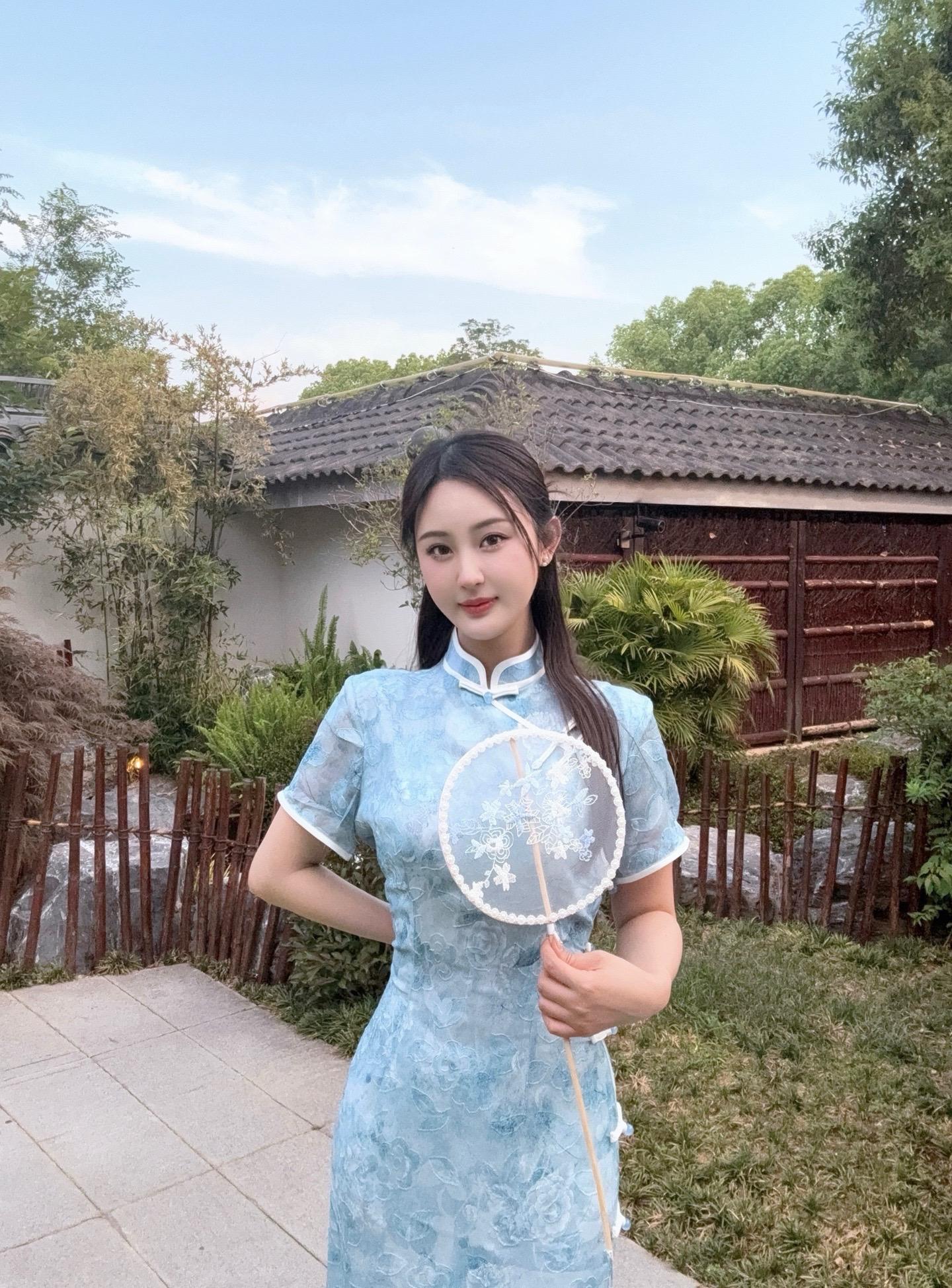 住进了喜欢的中式园林🐟