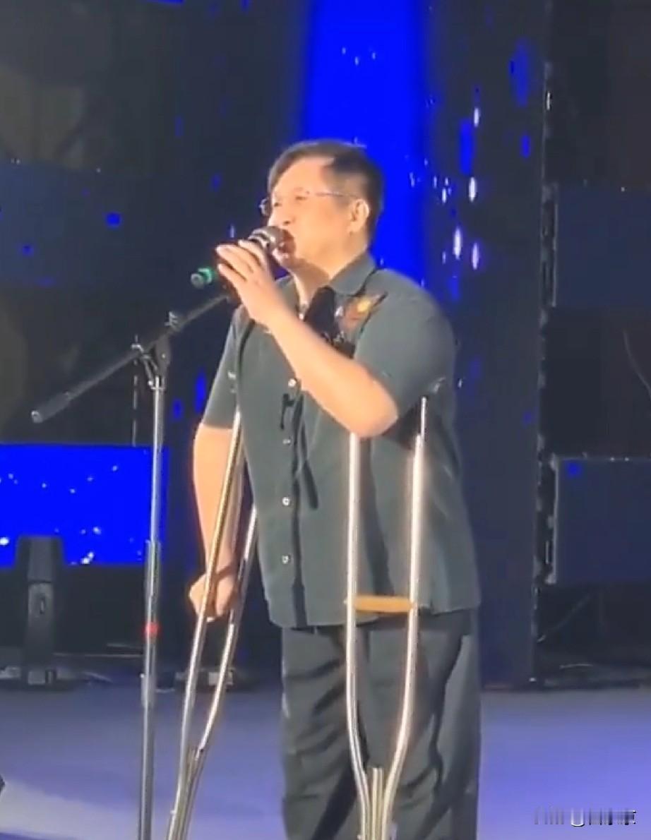 郑智化演唱会凉凉！祸从口出，自作自受！郑智化这回可真是捅了马蜂窝！成都武汉演唱会